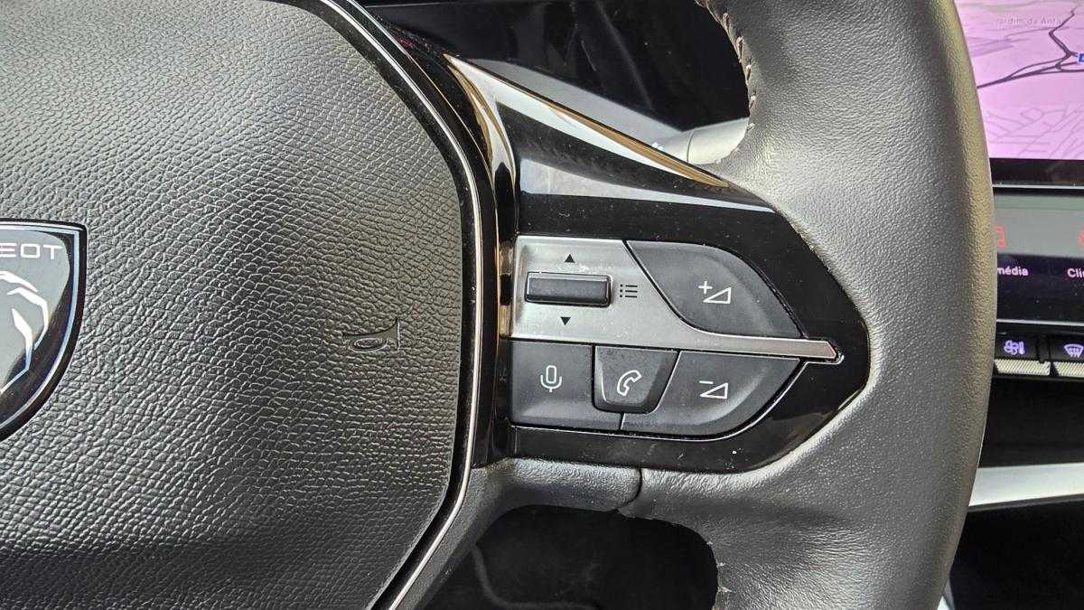 peugeot-308-sw-2022-diesel-1499cc