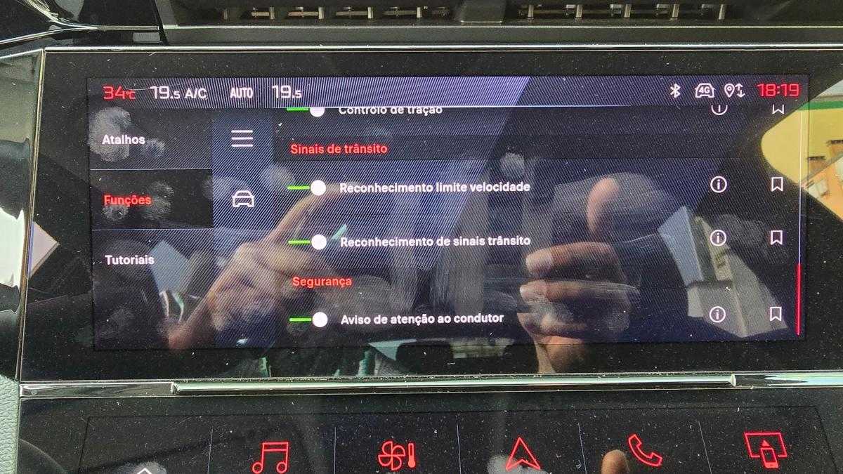 peugeot-308-sw-2022-diesel-1499cc