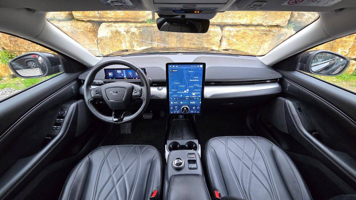 ford-mustang-2022-eletrico-0cc