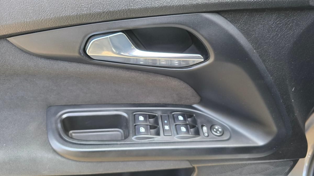 fiat-tipo-station-wagon-2019-diesel-1248cc