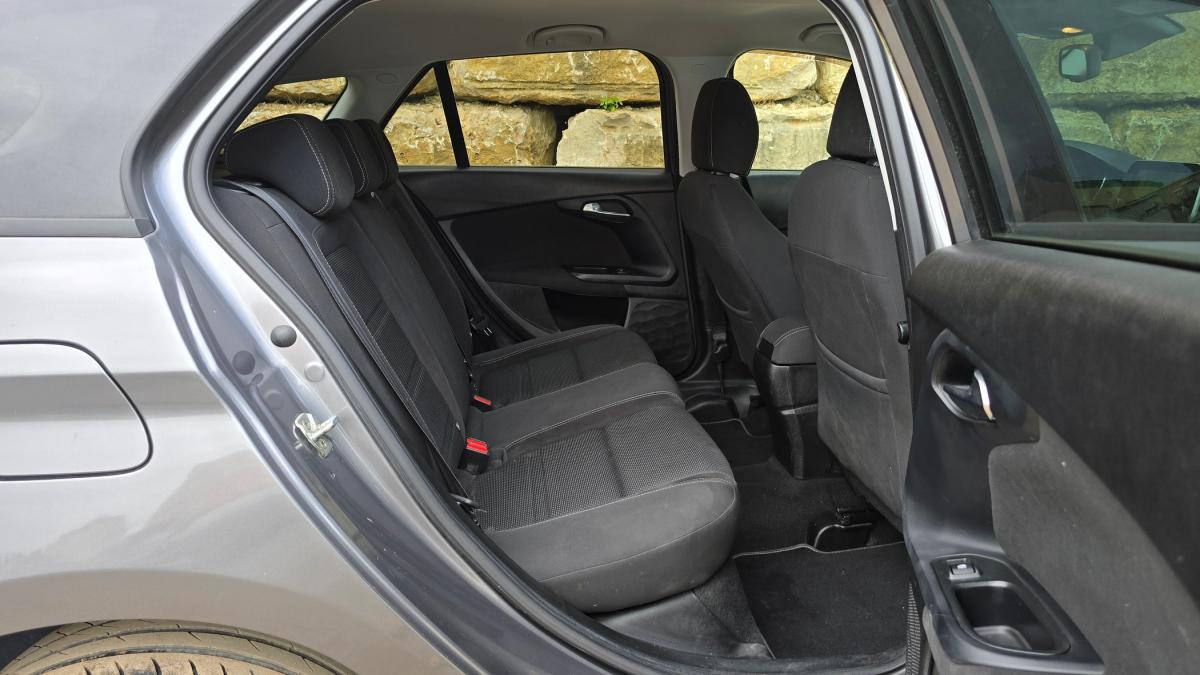 fiat-tipo-station-wagon-2019-diesel-1248cc