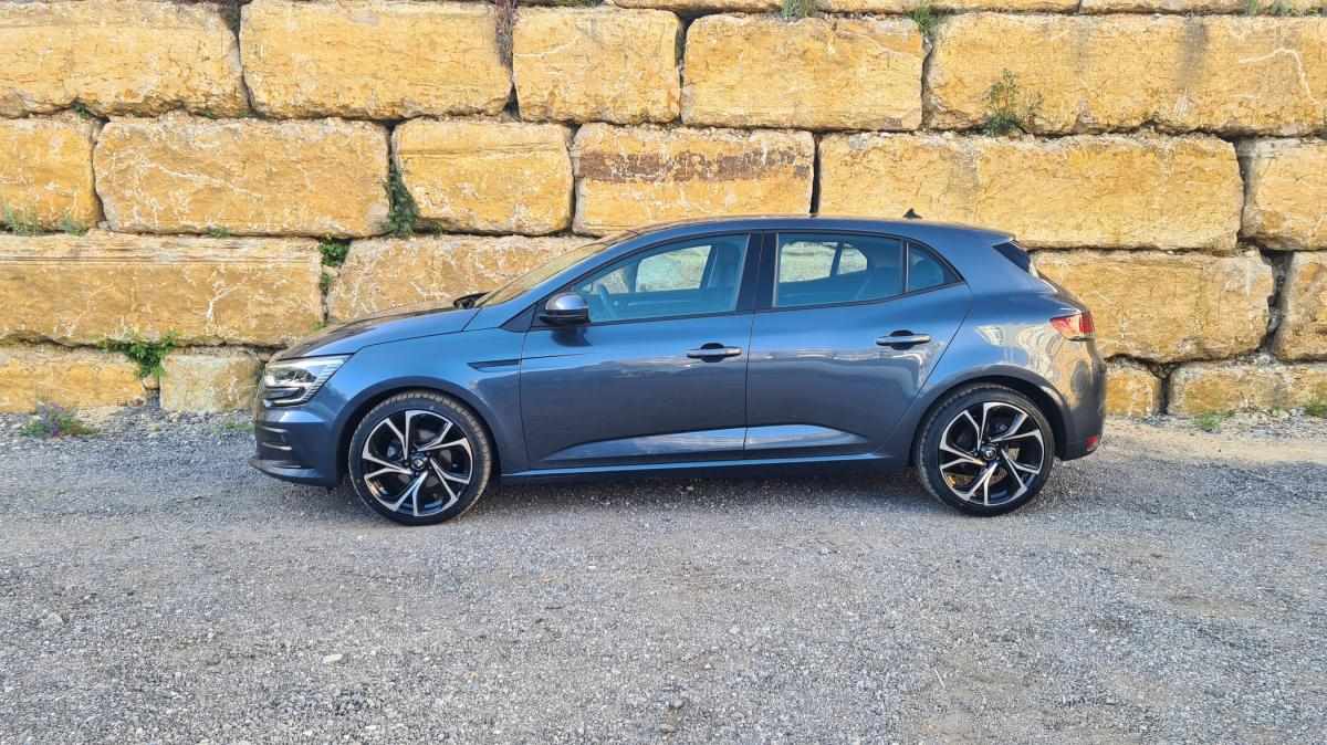 renault-megane-2022-diesel-1461cc