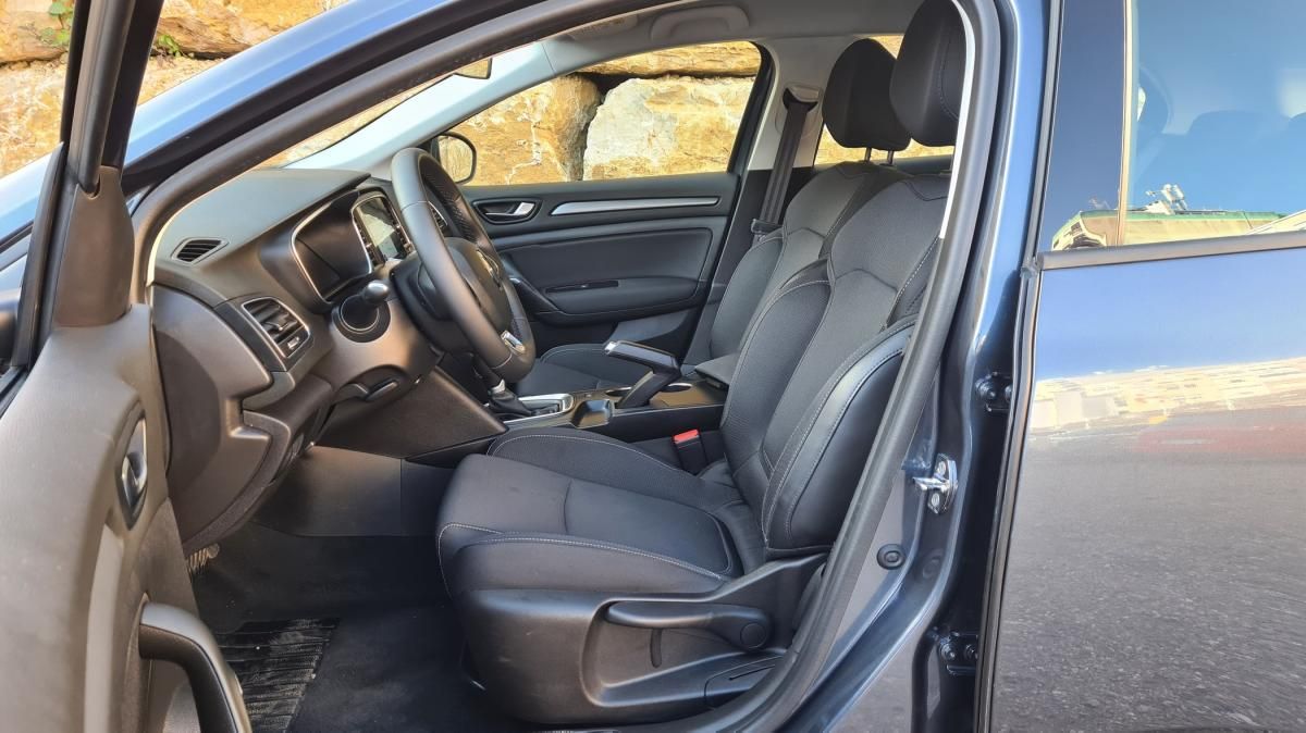 renault-megane-2022-diesel-1461cc