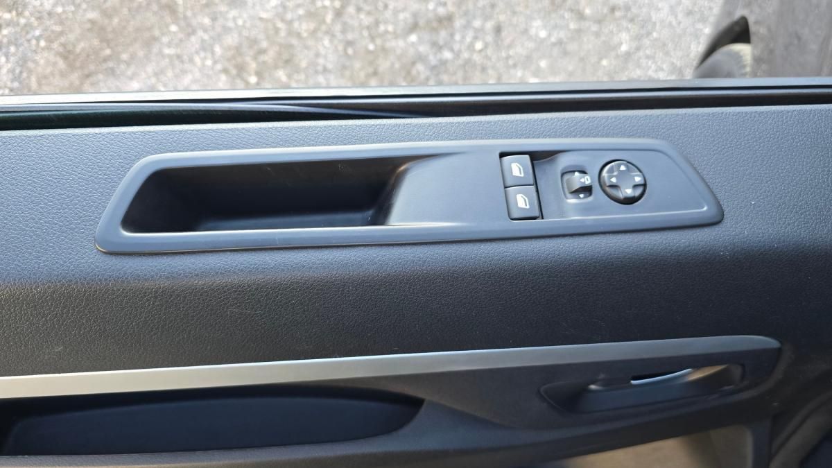 citroen-spacetourer-2019-diesel-1499cc