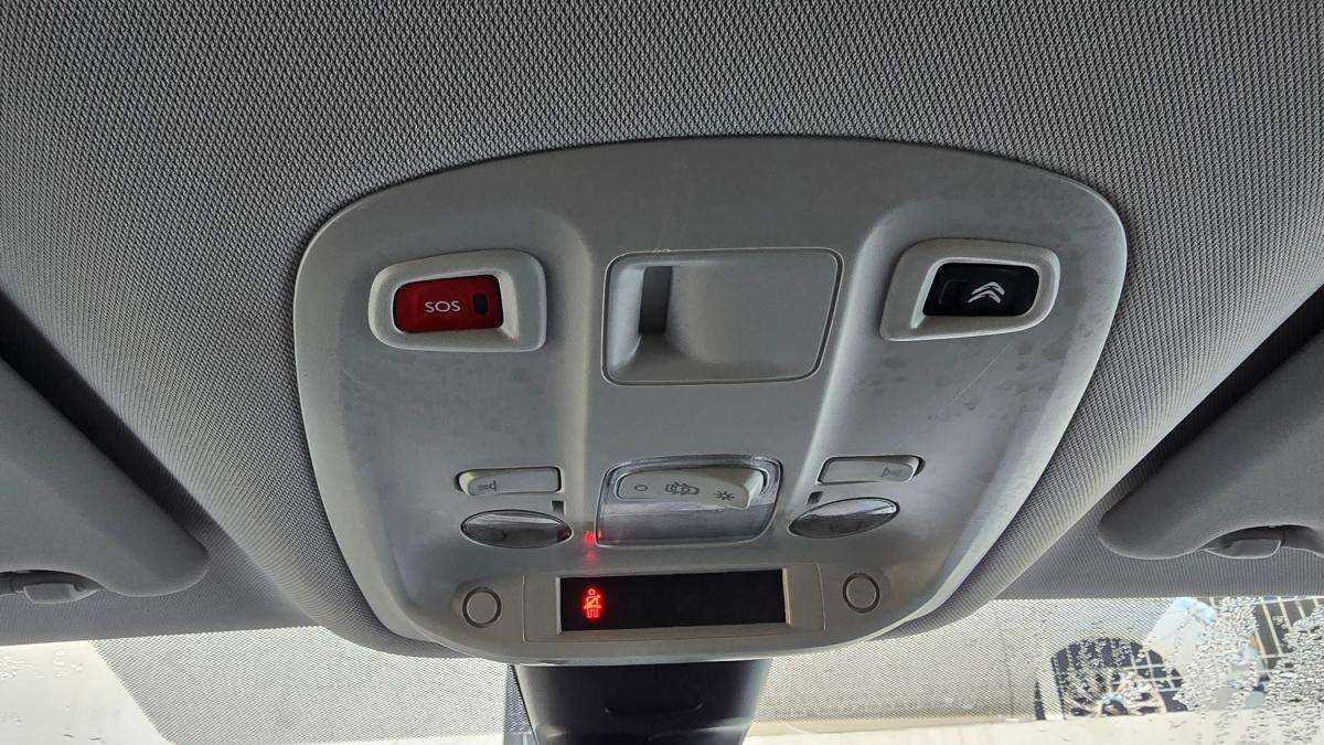 citroen-spacetourer-2019-diesel-1499cc