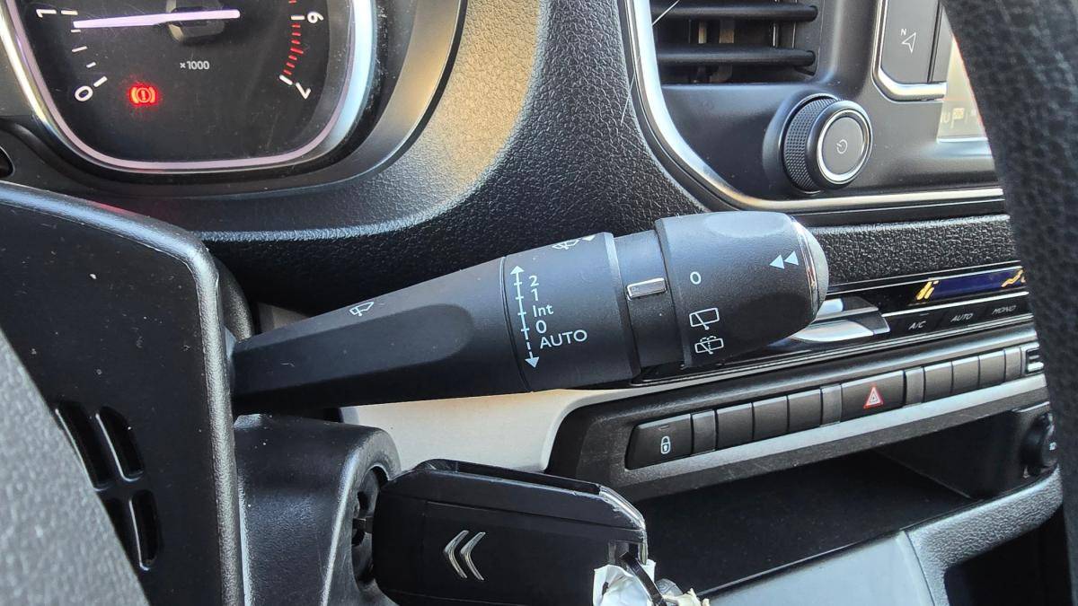 citroen-spacetourer-2019-diesel-1499cc