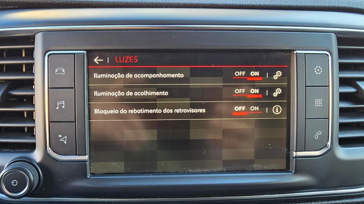 citroen-spacetourer-2019-diesel-1499cc