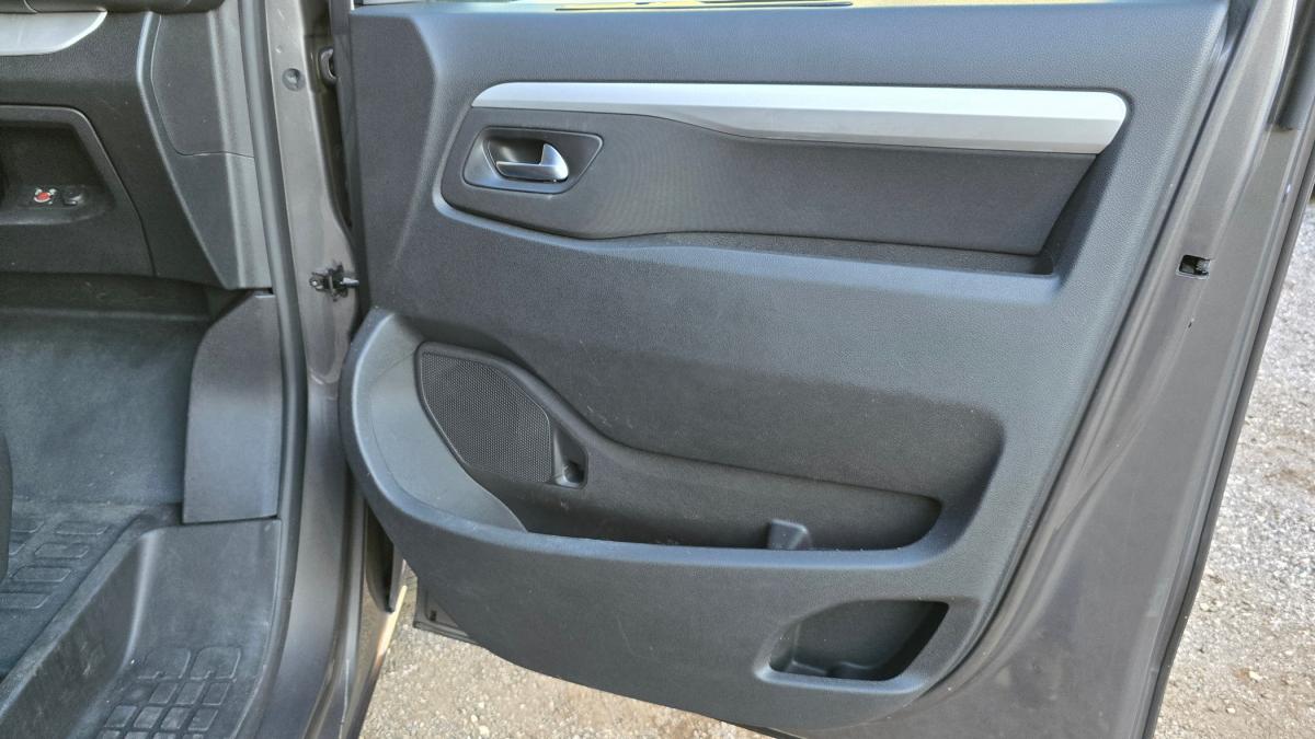 citroen-spacetourer-2019-diesel-1499cc