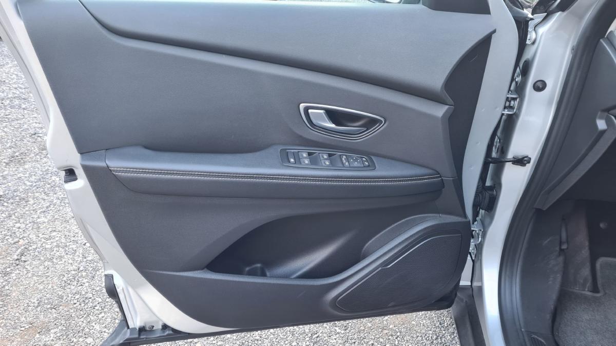 renault-grand-scenic-2019-diesel-1749cc