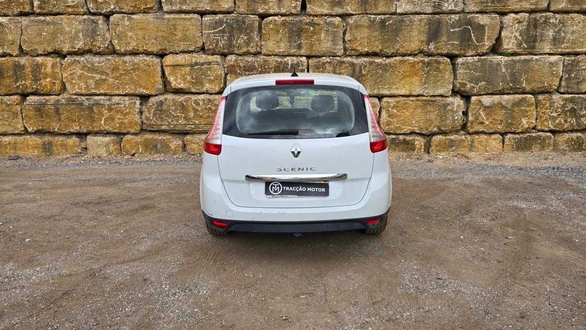 renault-grand-scenic-2012-diesel-1598cc