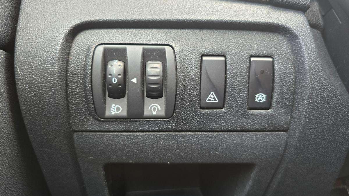 renault-grand-scenic-2012-diesel-1598cc