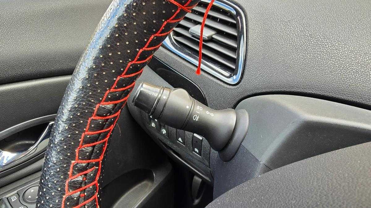 renault-grand-scenic-2012-diesel-1598cc