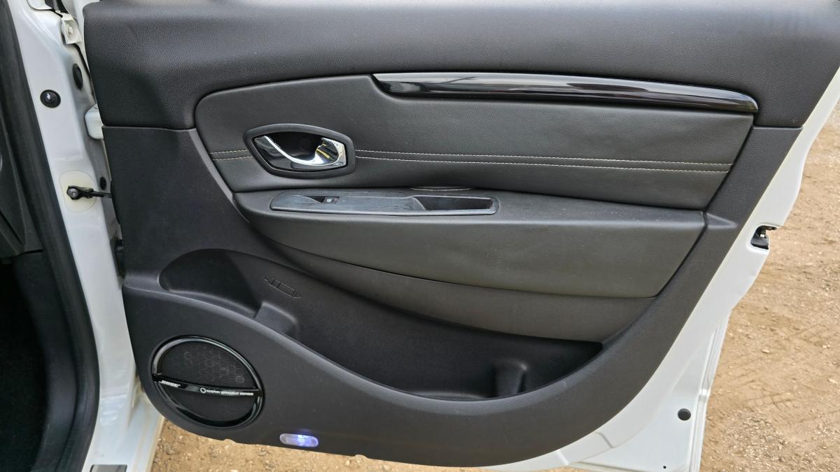 renault-grand-scenic-2012-diesel-1598cc