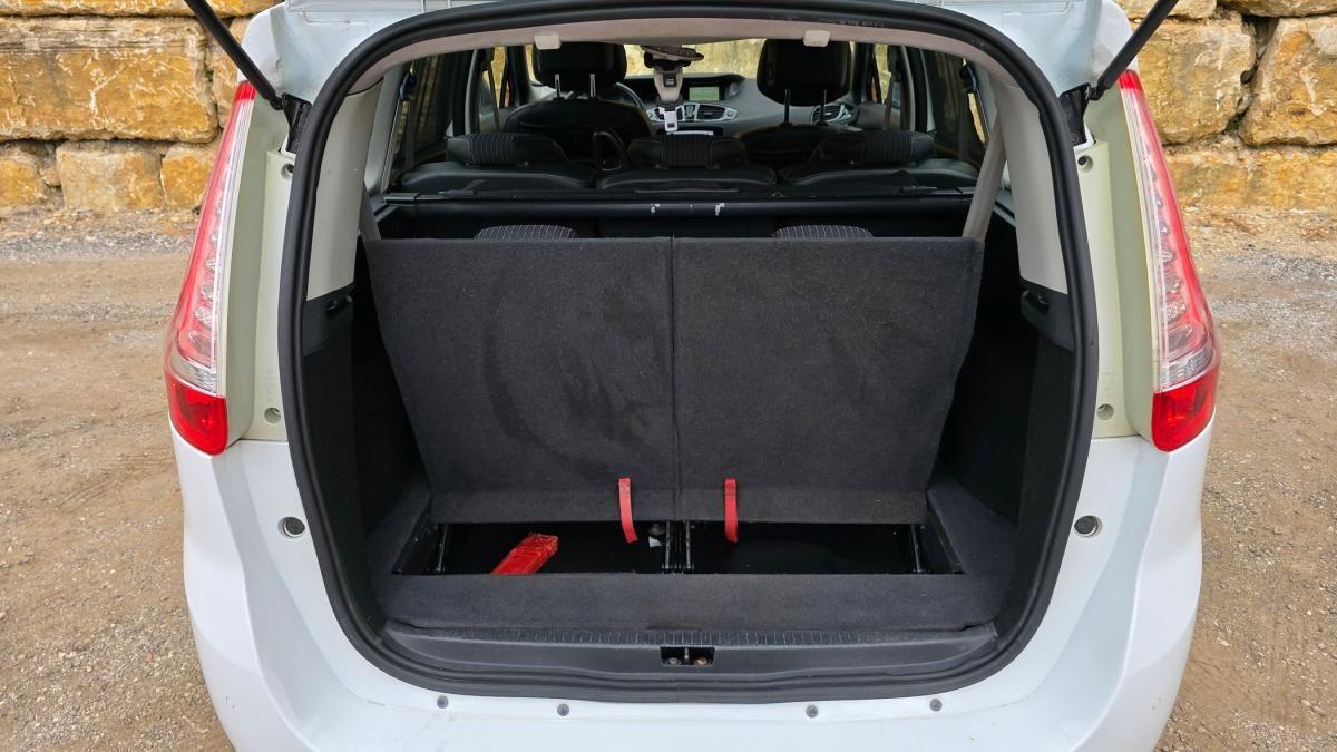 renault-grand-scenic-2012-diesel-1598cc