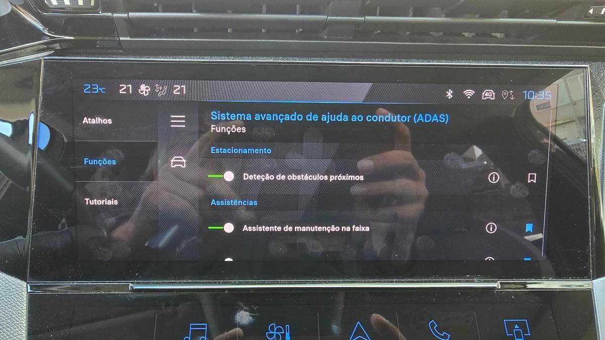 peugeot-308-sw-2022-diesel-1499cc