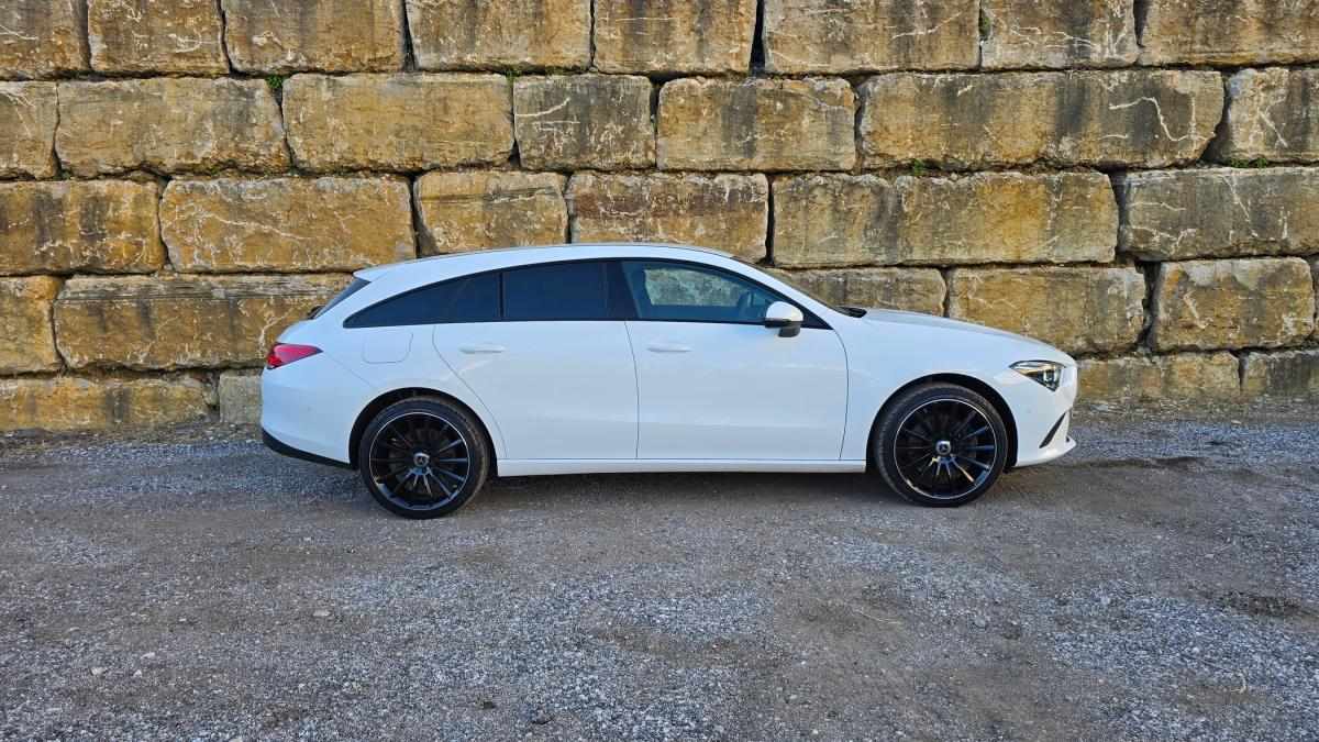 mercedes-benz-cla-2022-hibrido-a-gasolina-1332cc