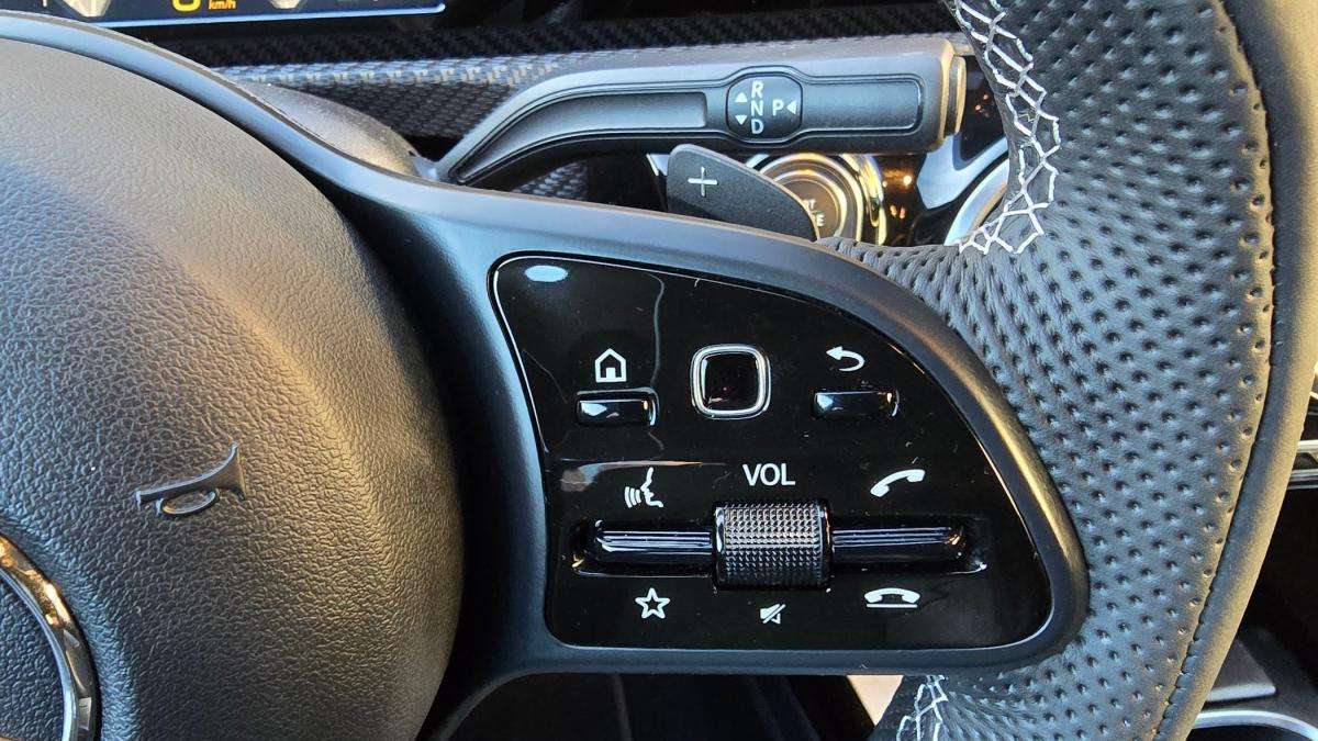 mercedes-benz-cla-2022-hibrido-a-gasolina-1332cc