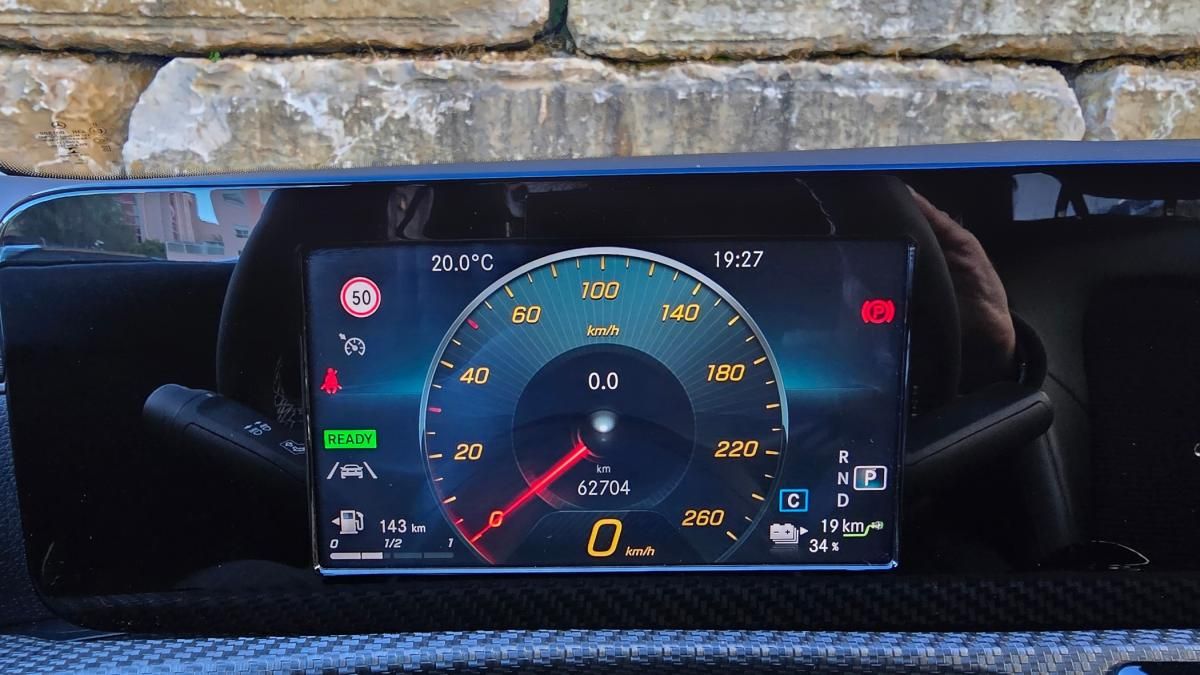 mercedes-benz-cla-2022-hibrido-a-gasolina-1332cc
