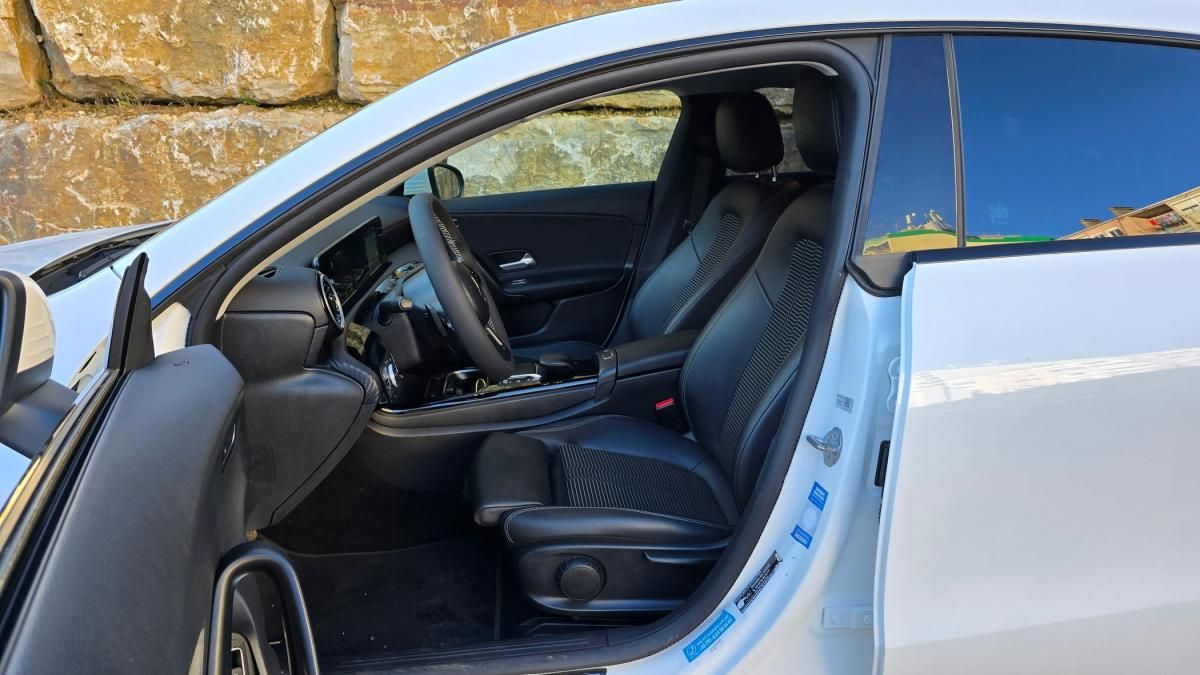 mercedes-benz-cla-2022-hibrido-a-gasolina-1332cc