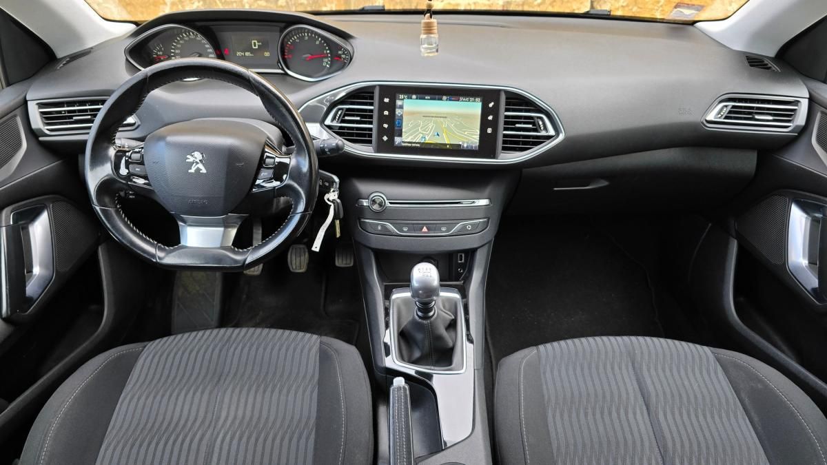 peugeot-308-sw-2016-diesel-1560cc