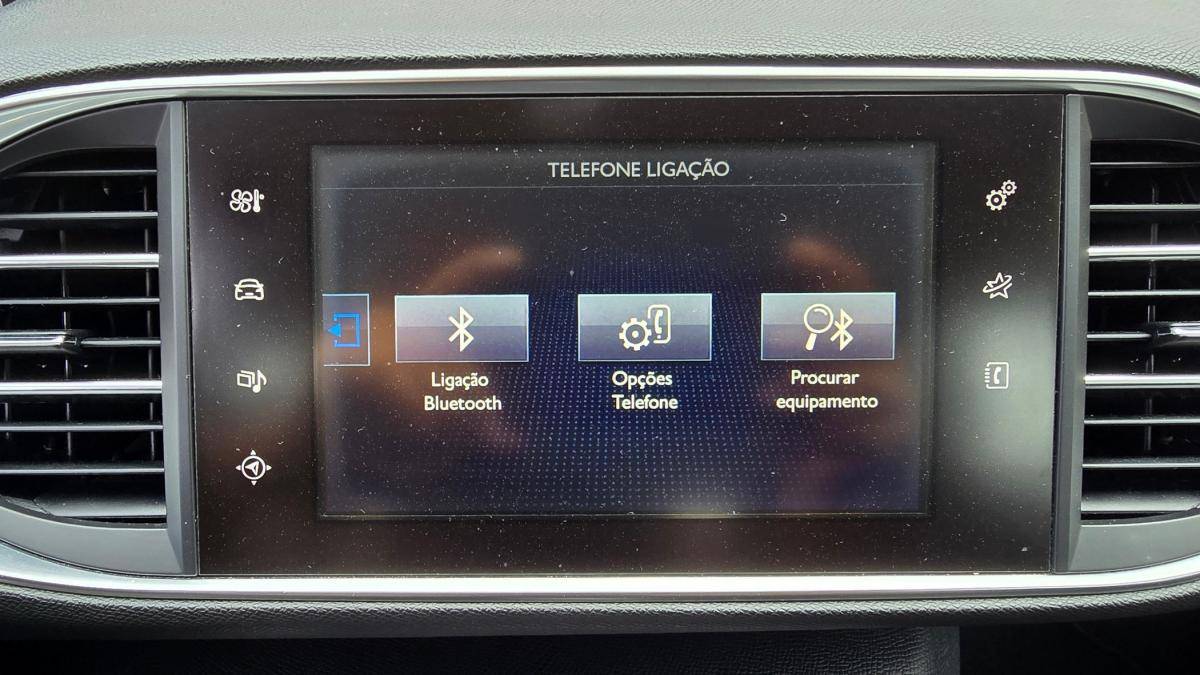 peugeot-308-sw-2016-diesel-1560cc