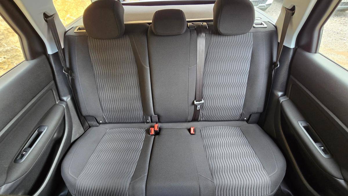peugeot-308-sw-2016-diesel-1560cc