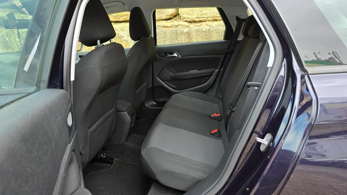 peugeot-308-sw-2016-diesel-1560cc