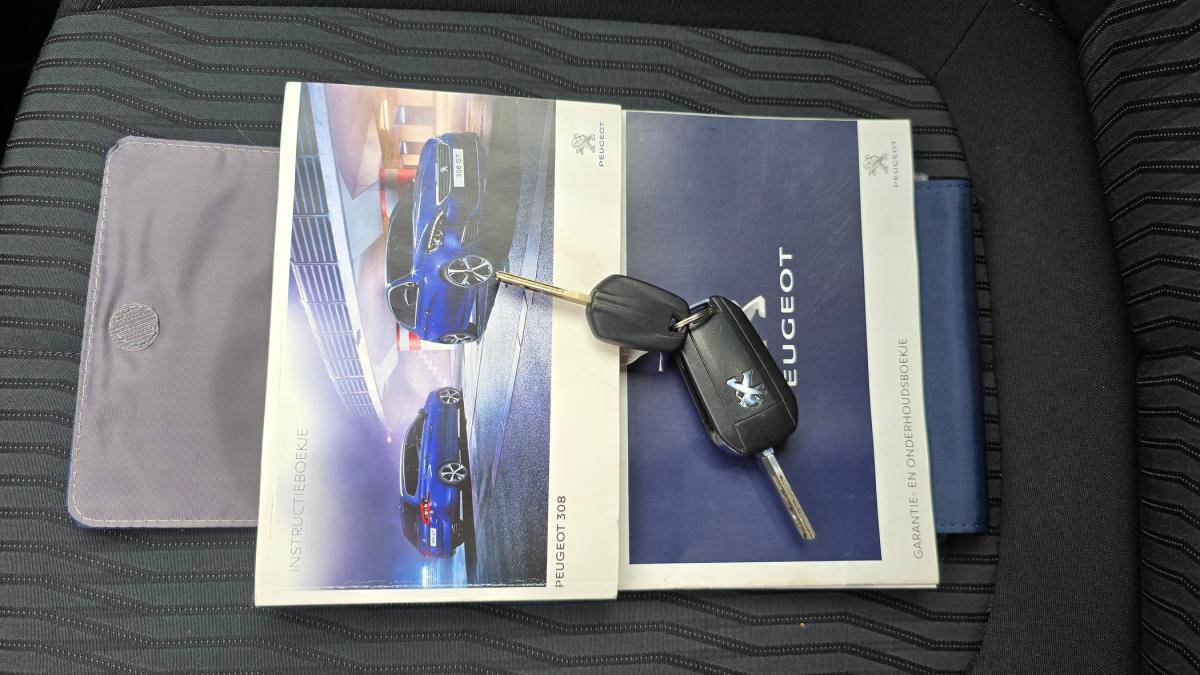 peugeot-308-sw-2016-diesel-1560cc