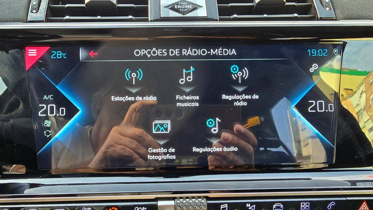 ds-ds-7-crossback-2022-hibrido-a-gasolina-1598cc
