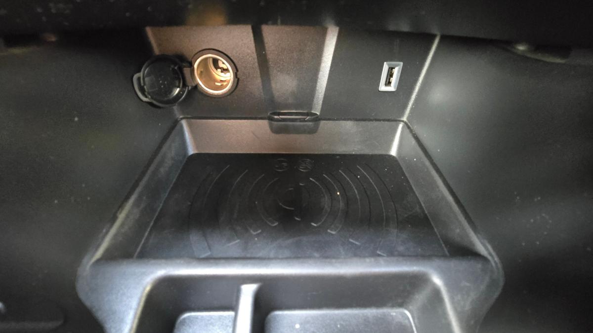 ds-ds-7-crossback-2022-hibrido-a-gasolina-1598cc