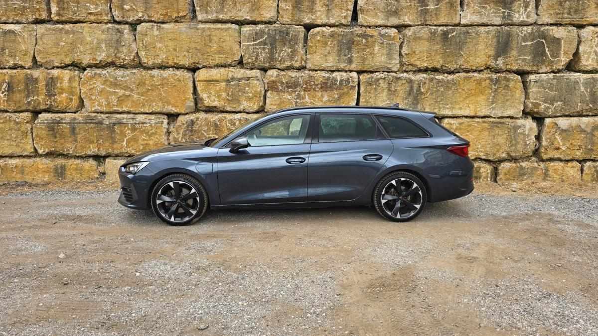 cupra-leon-sportstourer-2024-hibrido-a-gasolina-1395cc