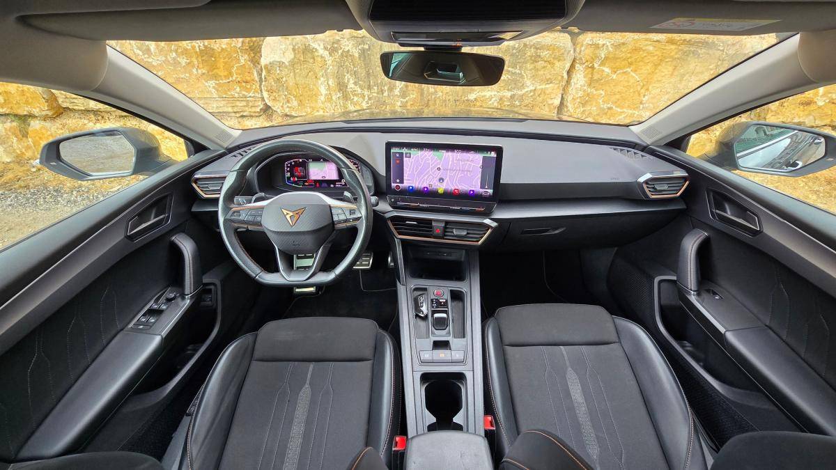cupra-leon-sportstourer-2024-hibrido-a-gasolina-1395cc