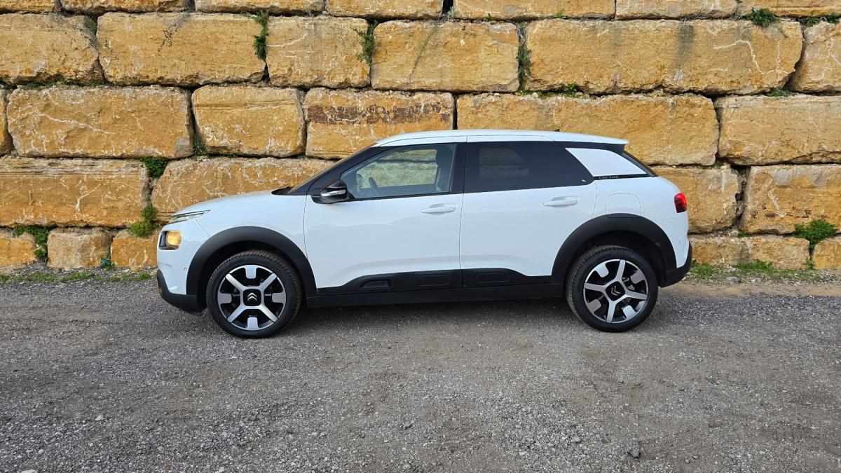 citroen-c4-cactus-2019-diesel-1499cc