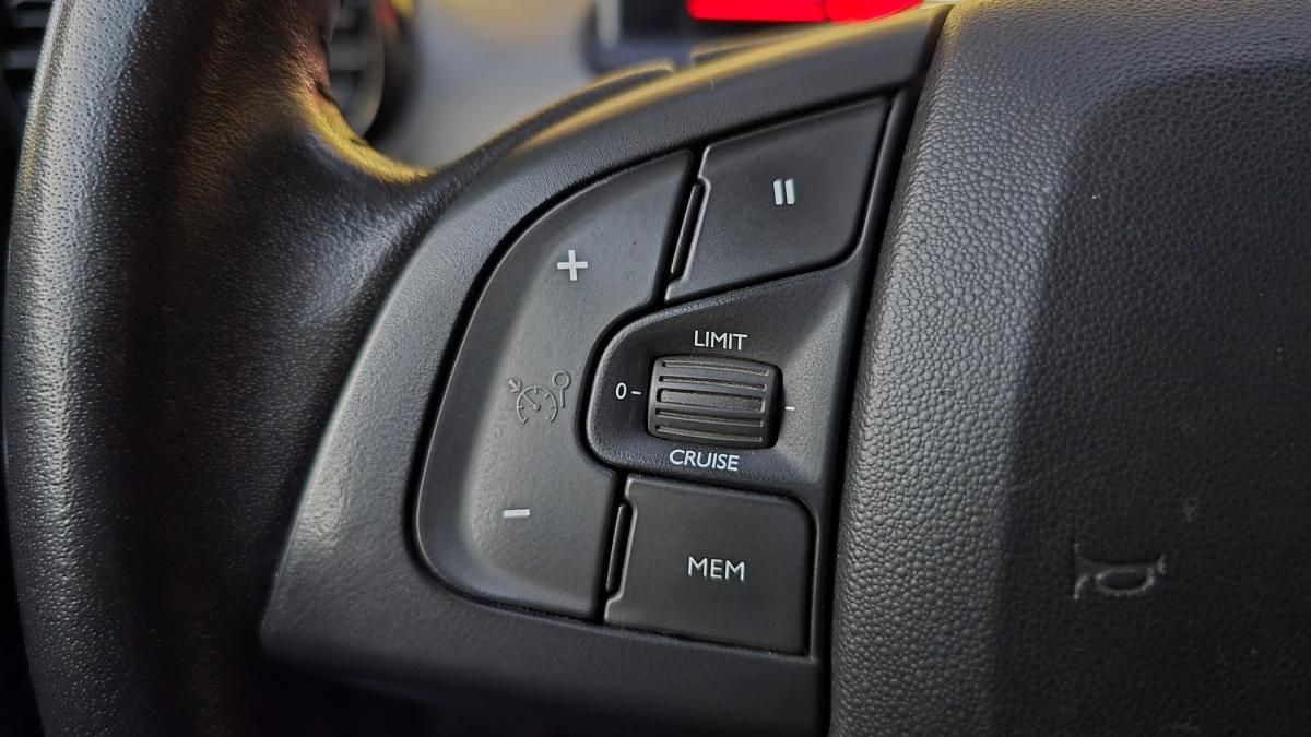 citroen-c4-cactus-2019-diesel-1499cc