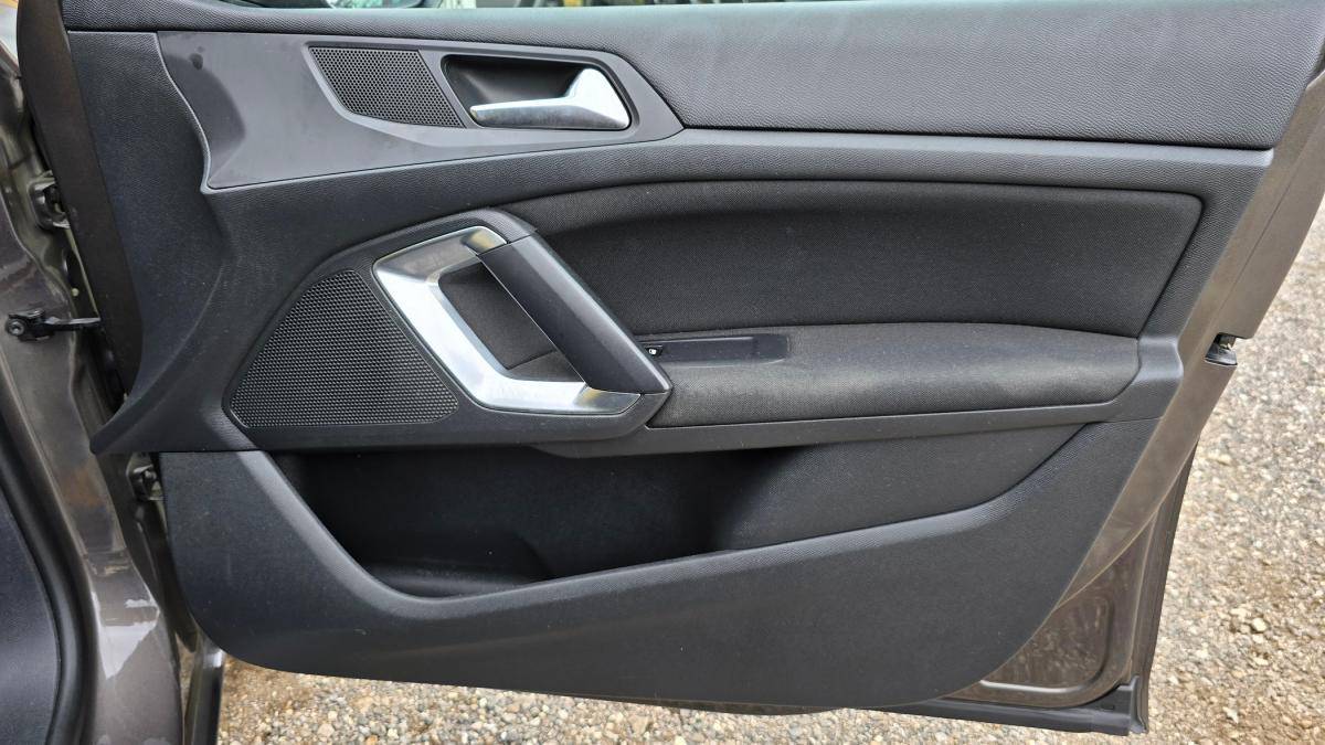 peugeot-308-sw-2014-diesel-1560cc