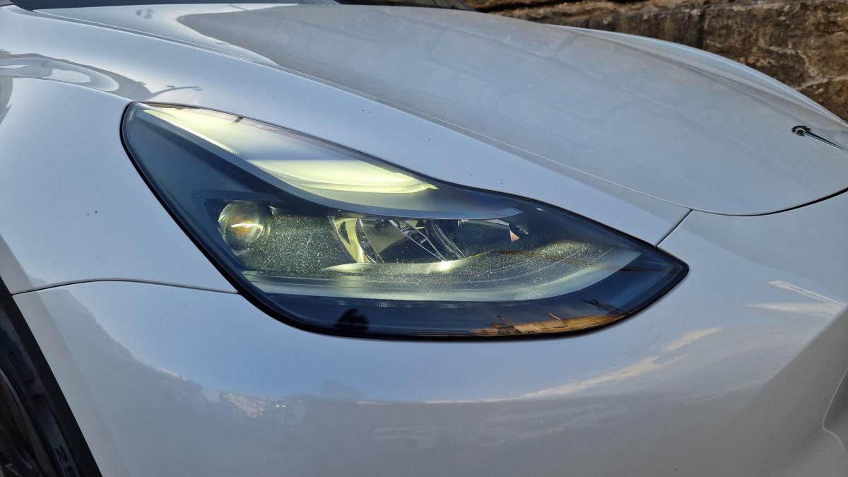 tesla-model-y-2023-eletrico-500cc