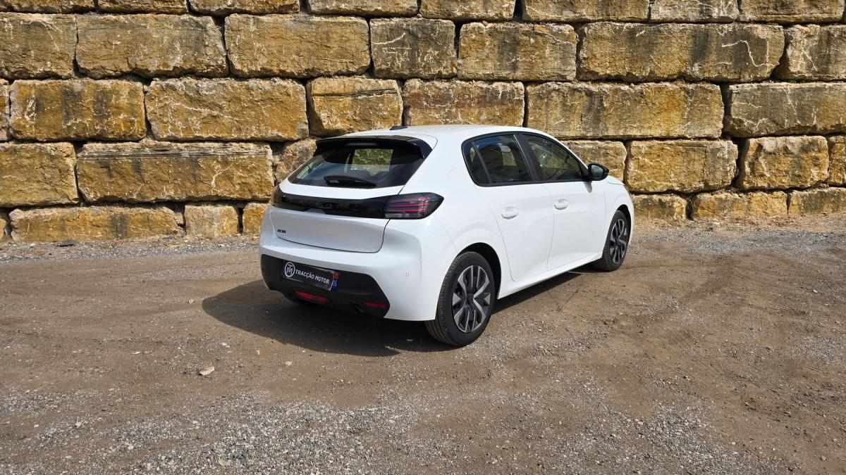 peugeot-208-2024-gasolina-1199cc