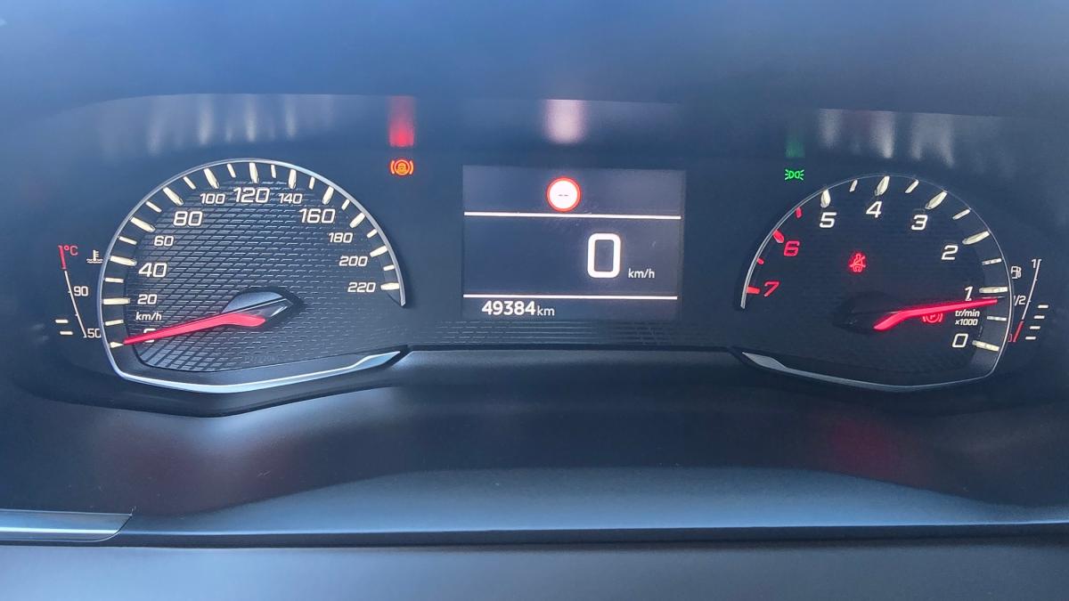 peugeot-208-2024-gasolina-1199cc