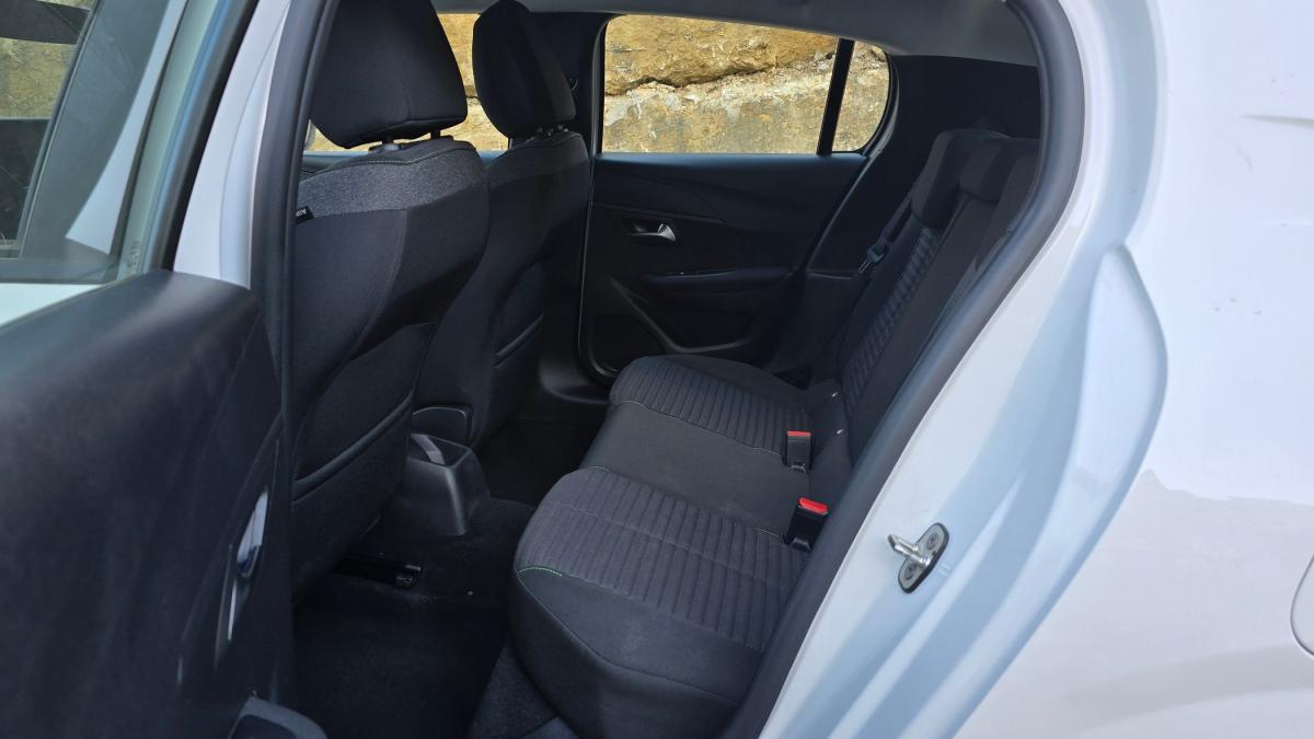 peugeot-208-2024-gasolina-1199cc