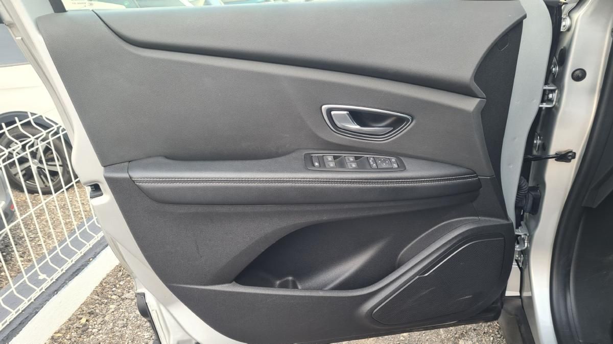 renault-grand-scenic-2019-diesel-1749cc