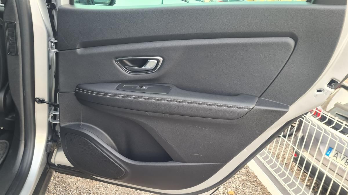 renault-grand-scenic-2019-diesel-1749cc