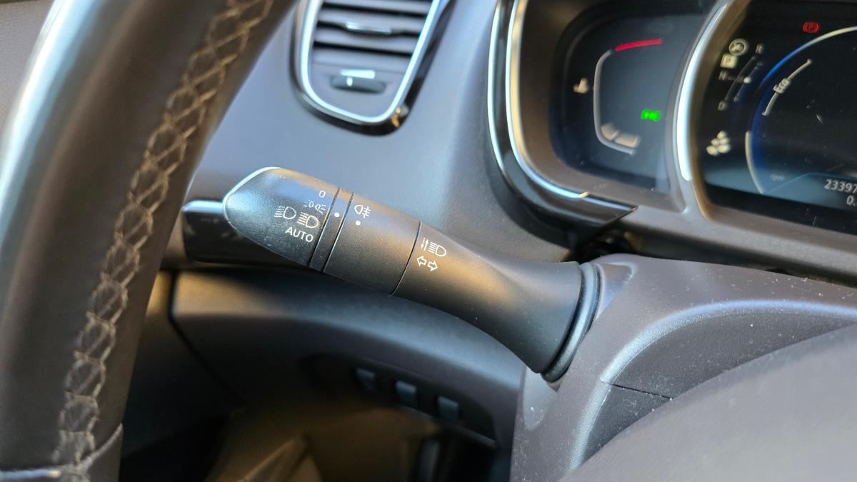 renault-espace-2015-diesel-1598cc