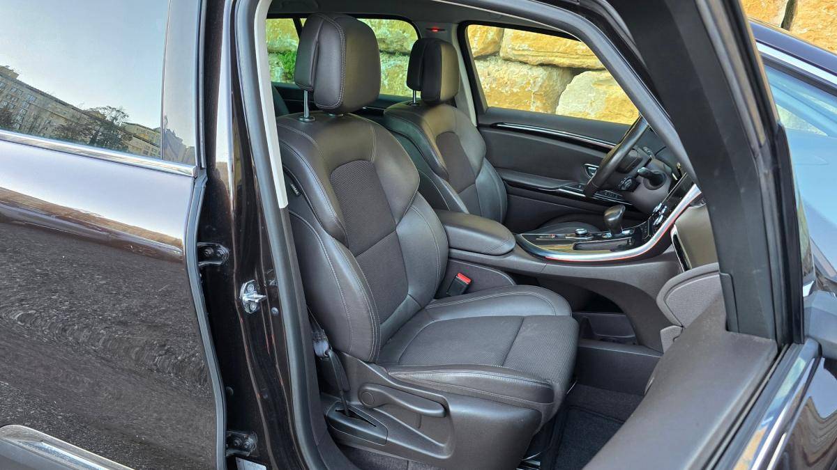 renault-espace-2015-diesel-1598cc