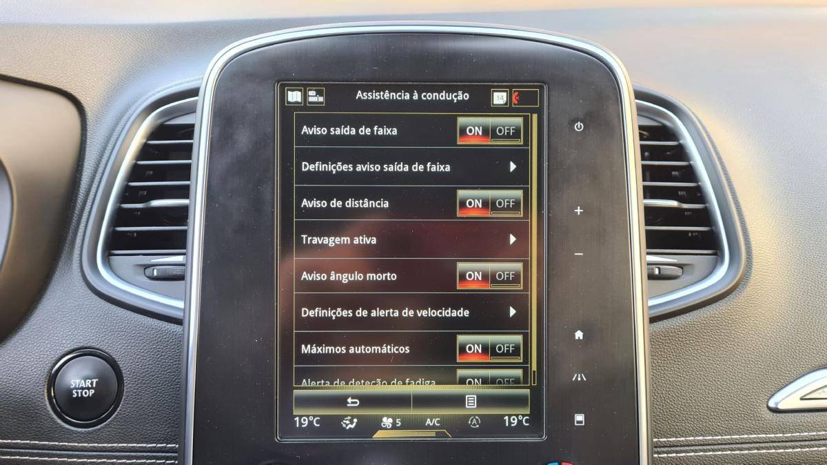 renault-grand-scenic-2019-diesel-1749cc