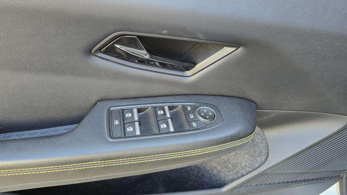 renault-megane-e-tech-2023-eletrico-0cc