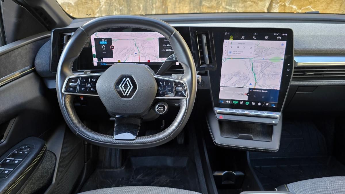 renault-megane-e-tech-2023-eletrico-0cc