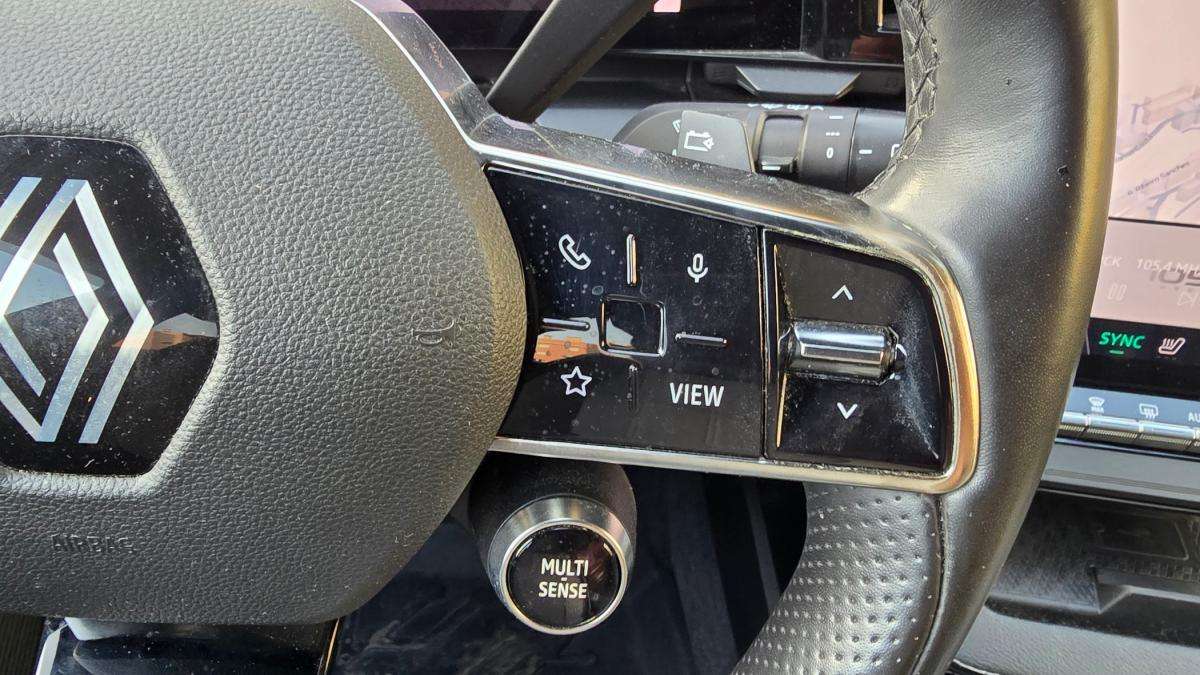 renault-megane-e-tech-2023-eletrico-0cc