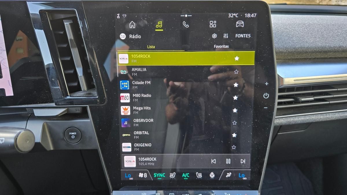 renault-megane-e-tech-2023-eletrico-0cc