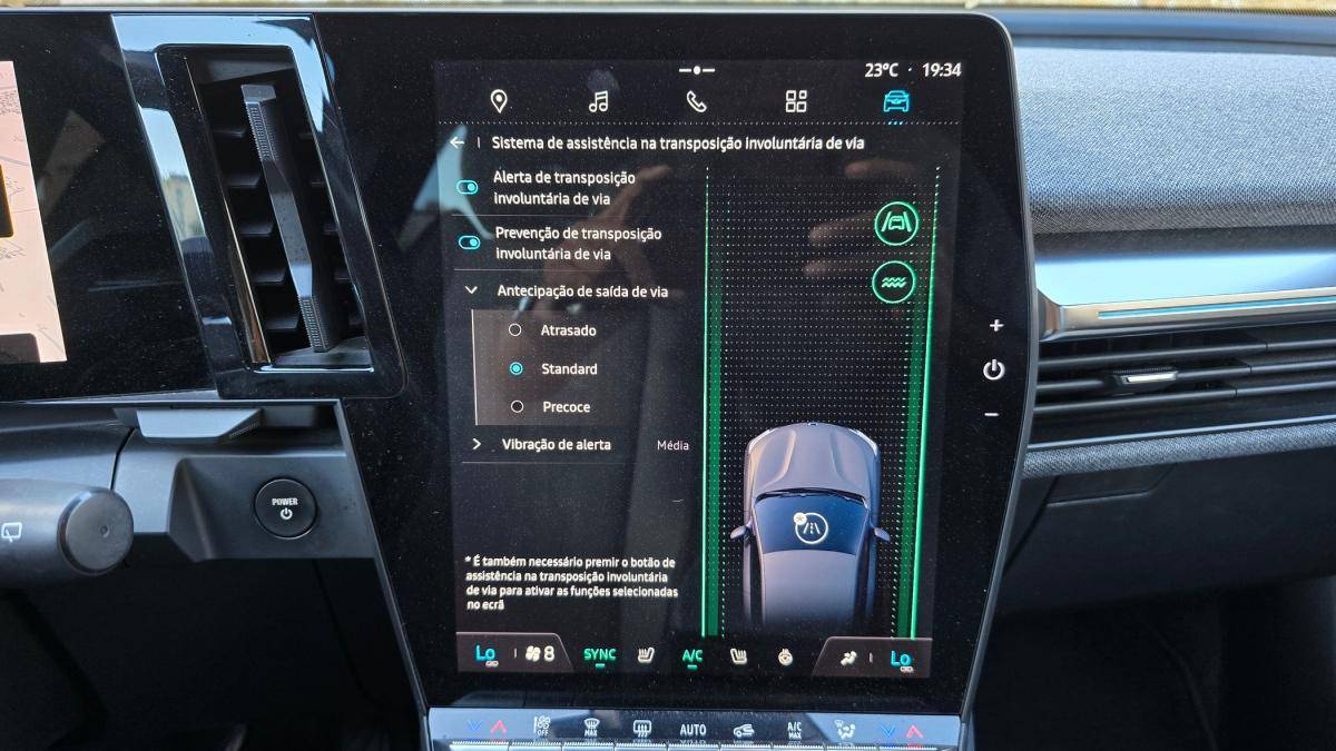 renault-megane-e-tech-2023-eletrico-0cc