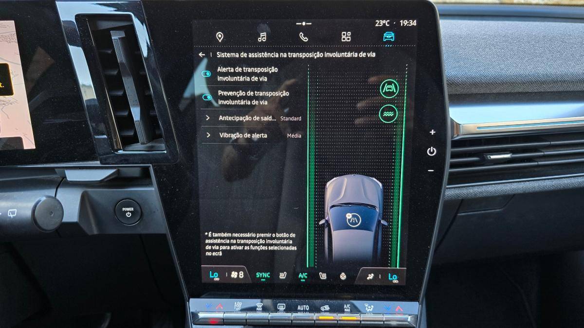 renault-megane-e-tech-2023-eletrico-0cc